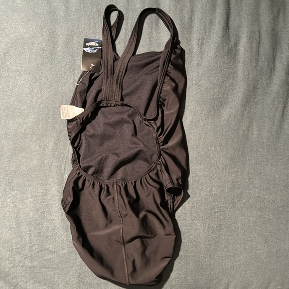 Speedo Women's Competitive Race Swimsuit One Piece Pro Lt Adult
& Youth NWT - Picture 8 of 10